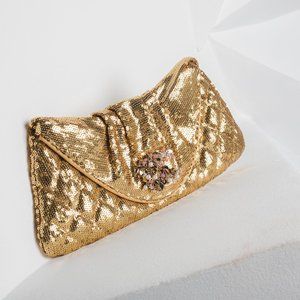 ❌❌sold❌❌CHANEL Gold Quilted Sequin Runway Clutch